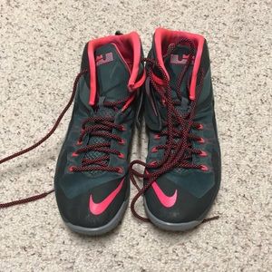 Nike basketball shoes